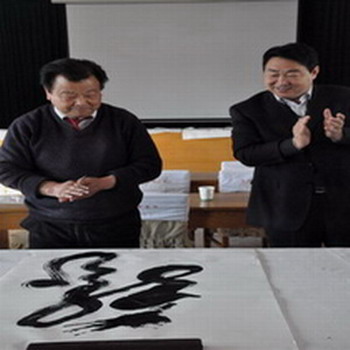 太公書畫院藝術(shù)家們走進(jìn)齊都醫(yī)院