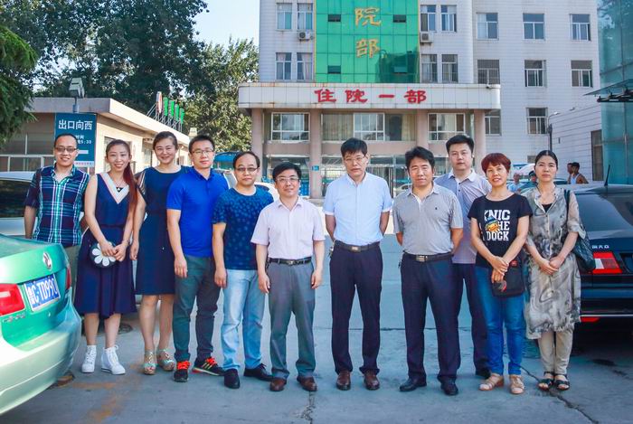 第一批赴千佛上醫(yī)院學(xué)習(xí)者起程